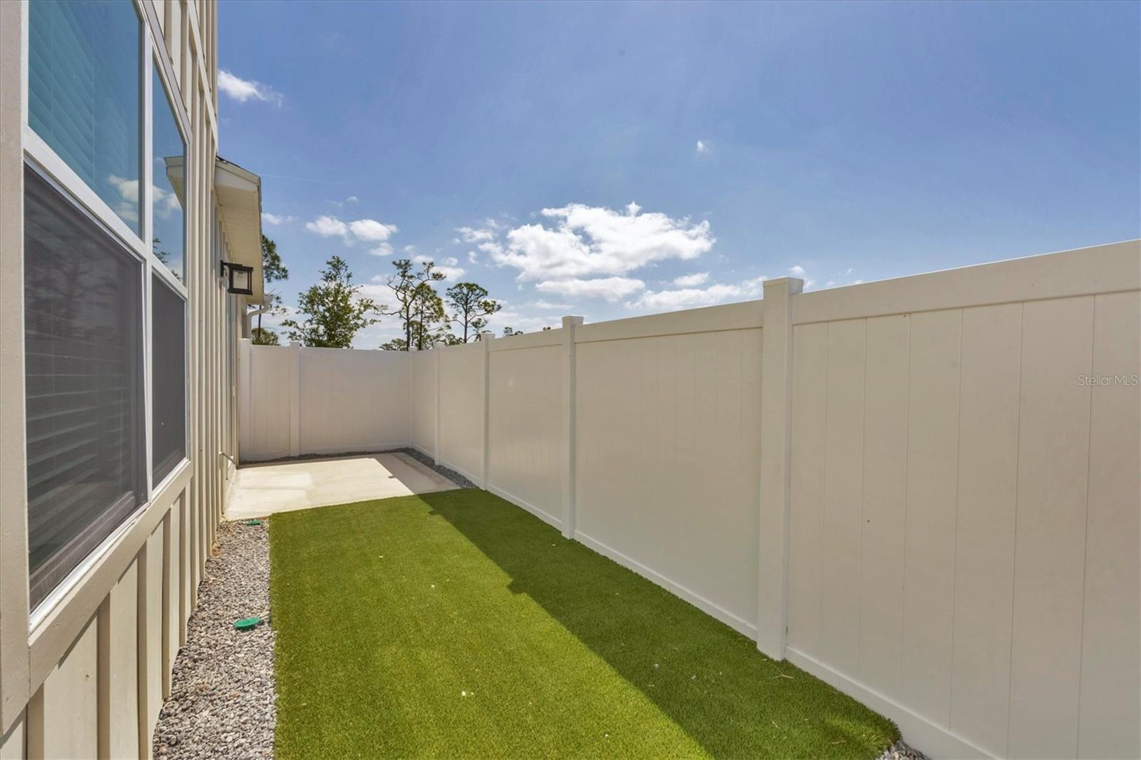 Image 32 of 74 For 11341 Whistler Street