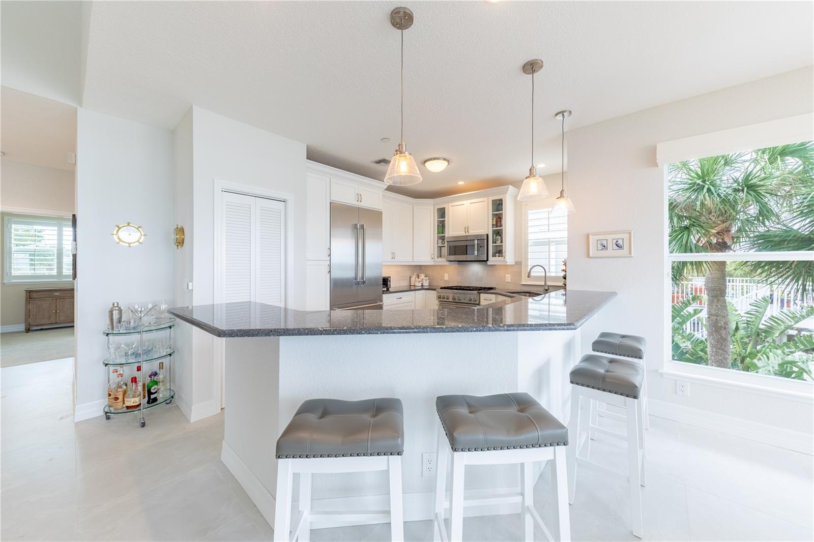 Image 12 of 39 For 16716 Grande Quay Drive