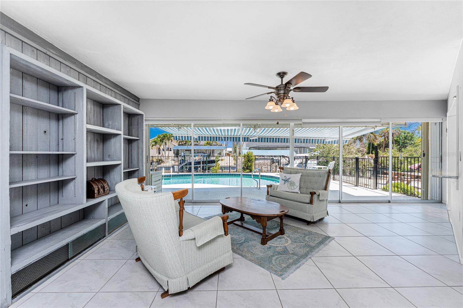 Image 17 of 67 For 2673 Titania Road