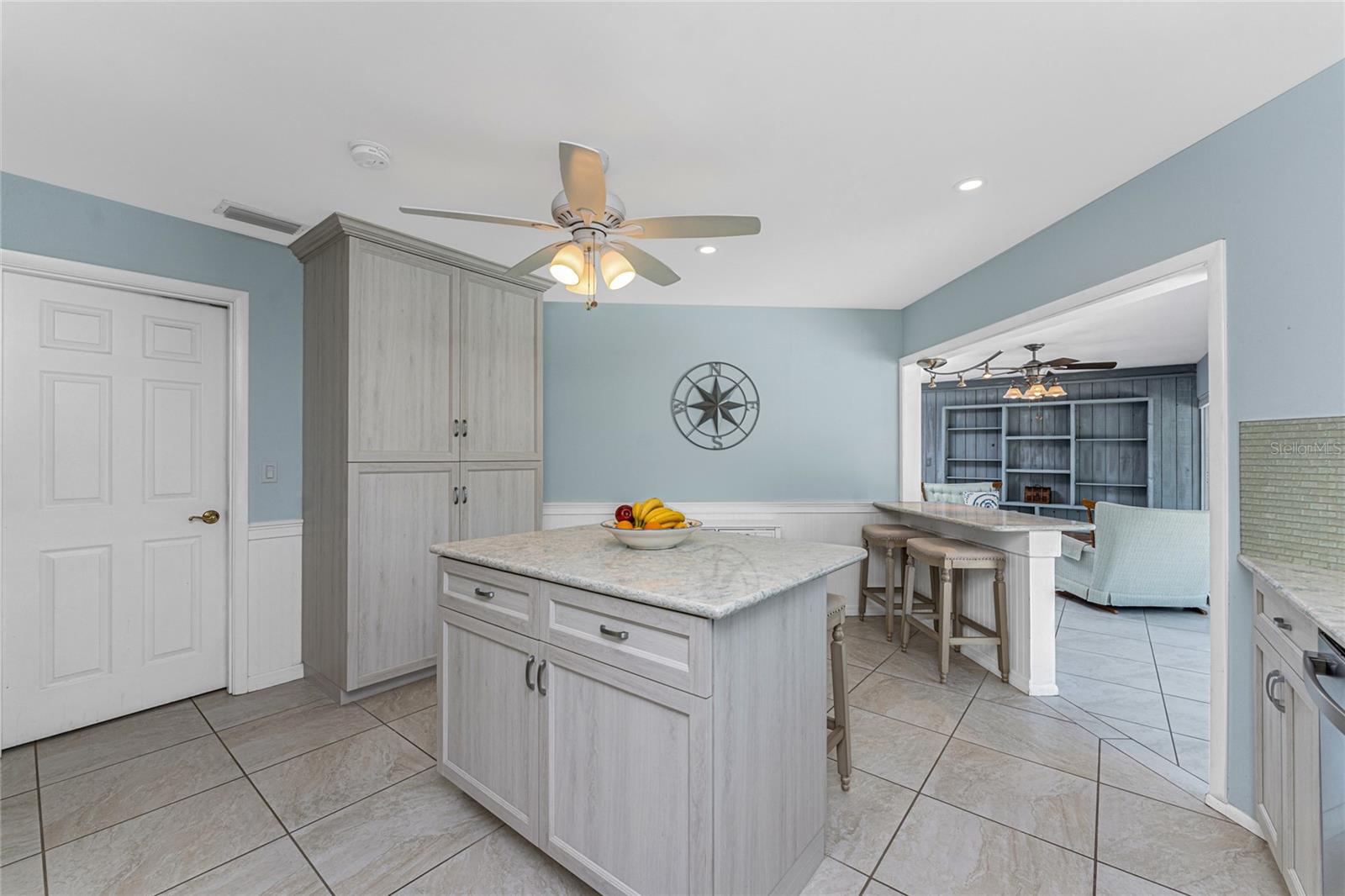 Image 25 of 67 For 2673 Titania Road
