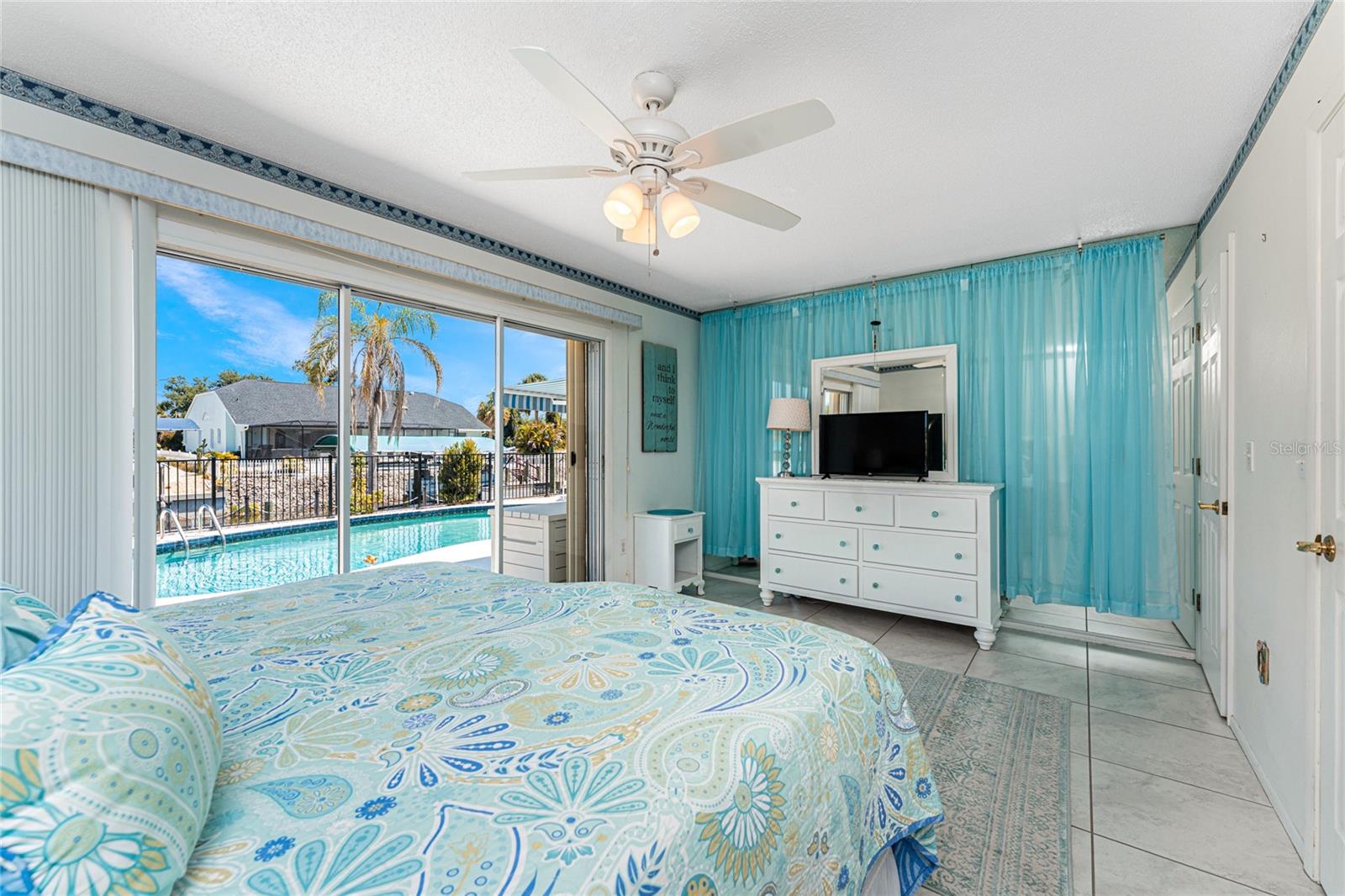 Image 32 of 67 For 2673 Titania Road