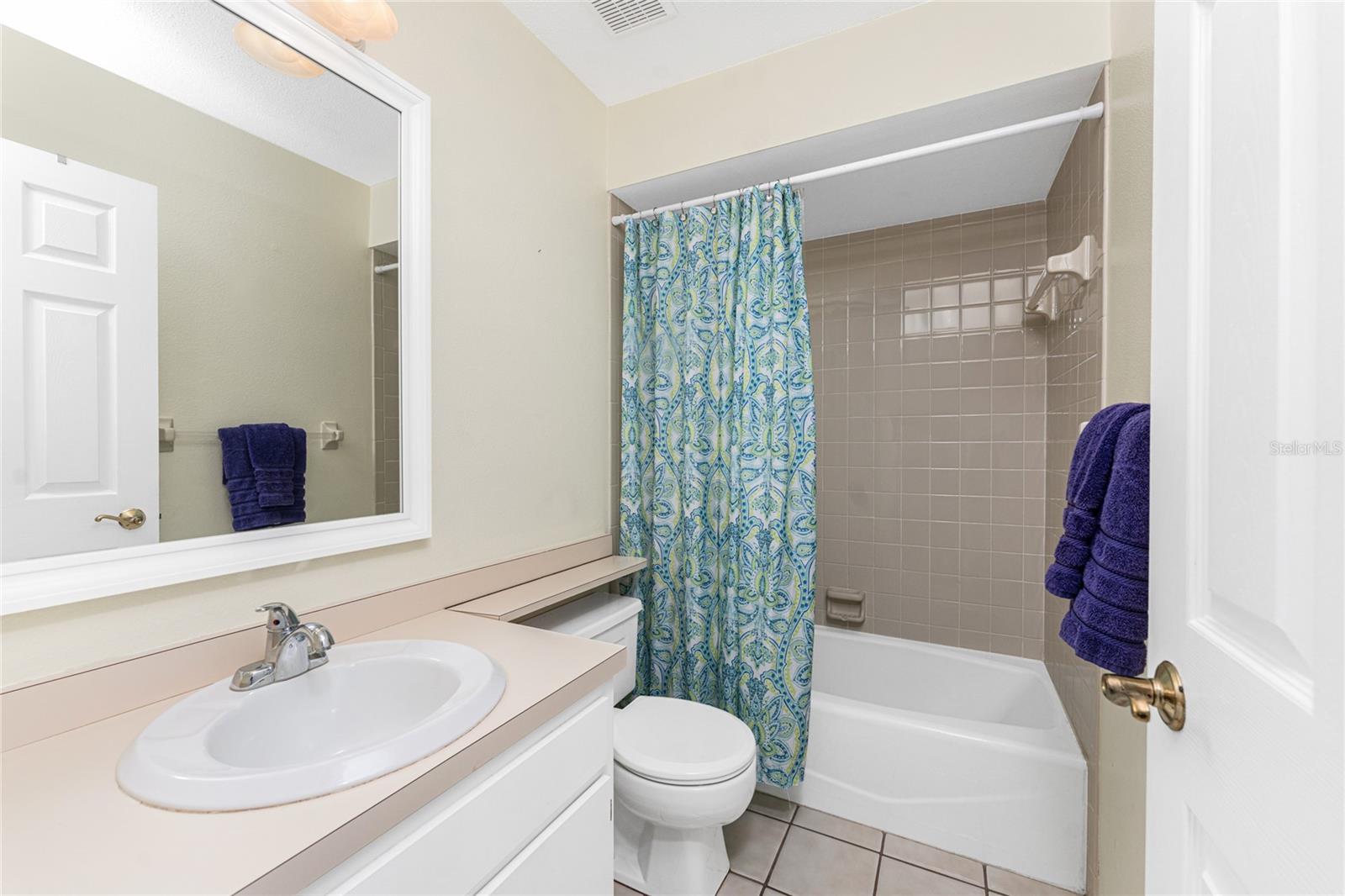 Image 39 of 67 For 2673 Titania Road