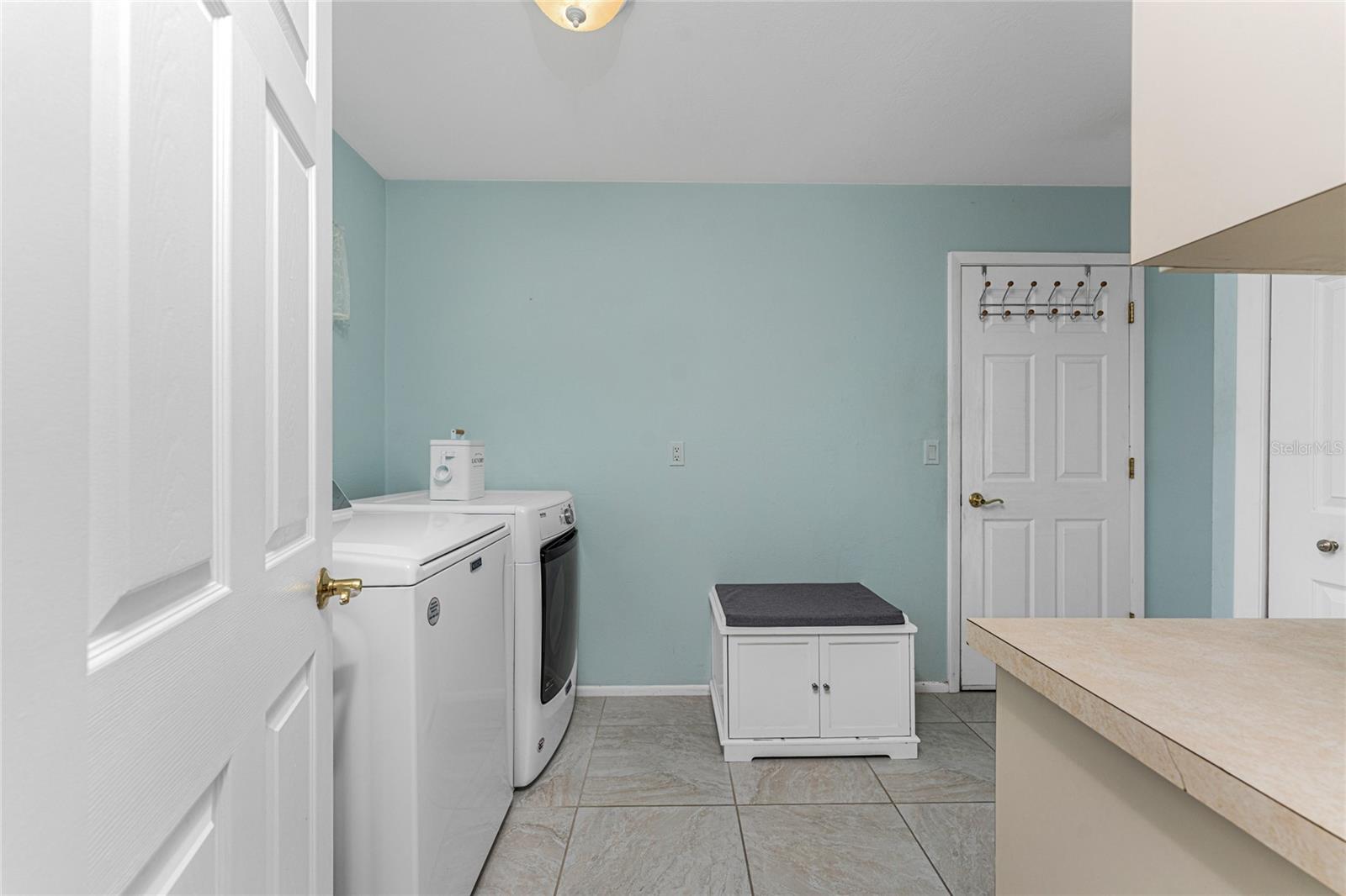 Image 41 of 67 For 2673 Titania Road
