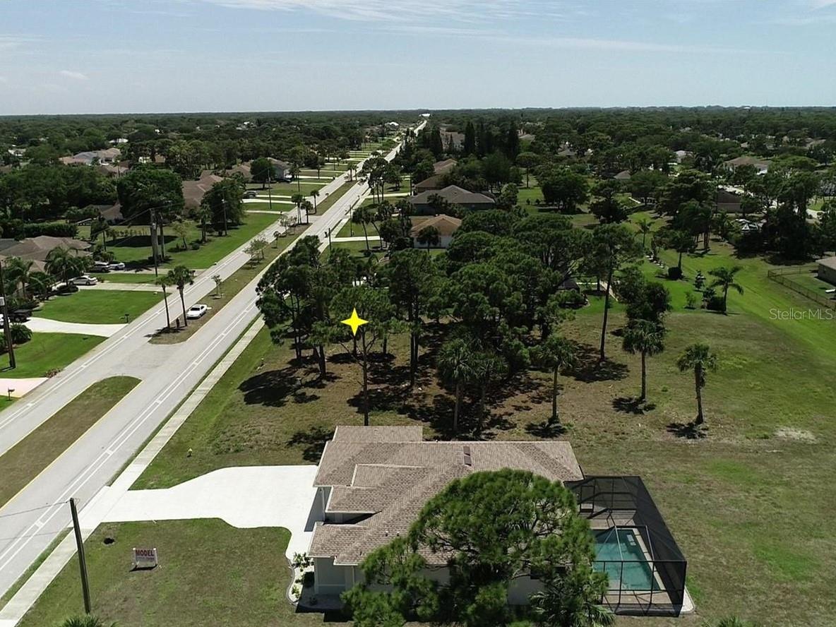 Image 4 of 5 For 281 Rotonda Boulevard N