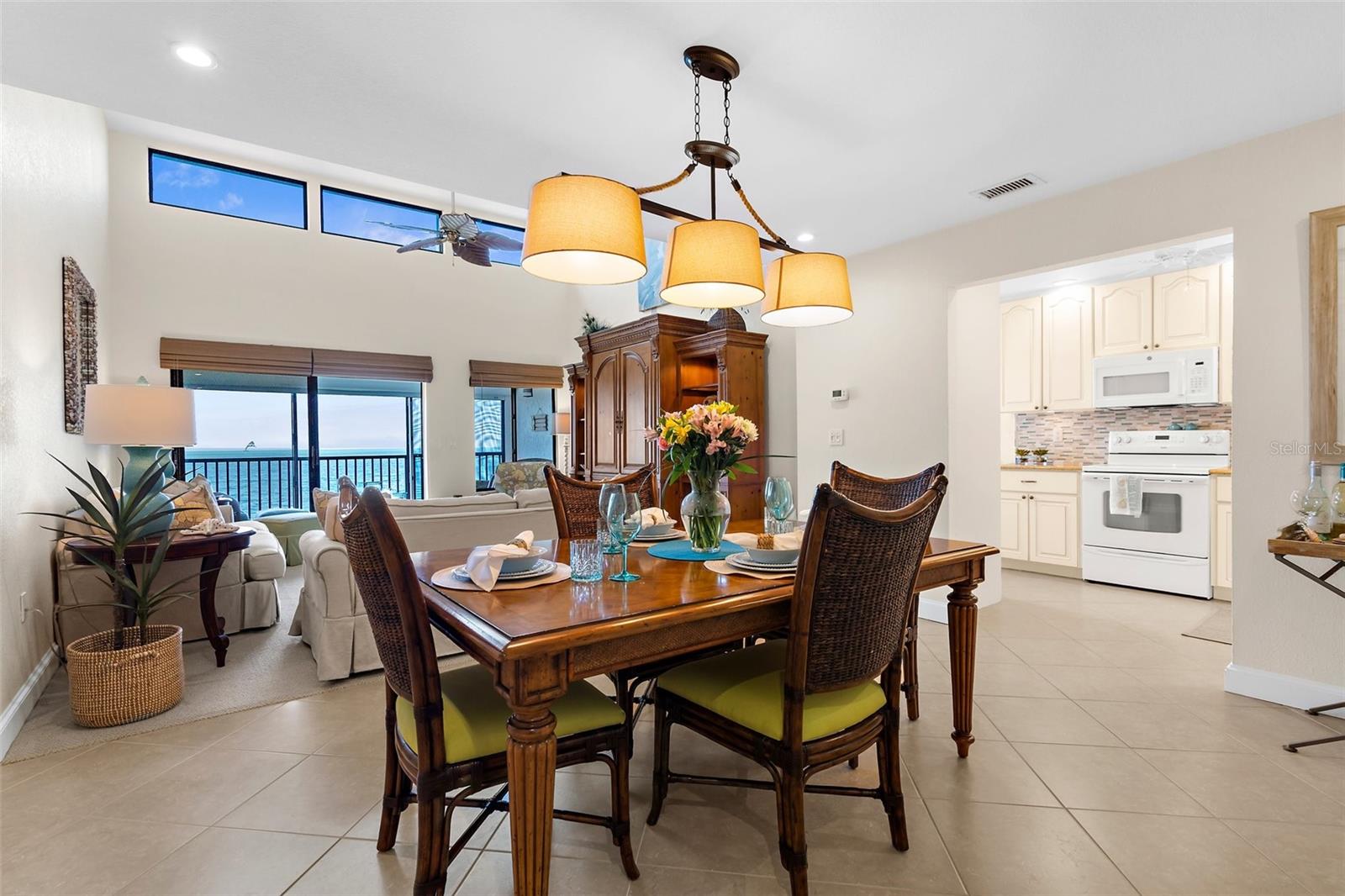 Image 18 of 33 For 2950 Beach Road B324