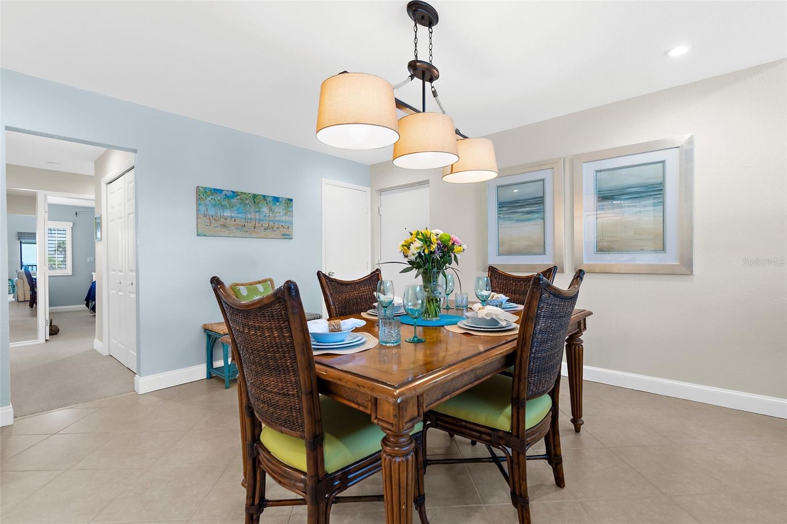 Image 19 of 33 For 2950 Beach Road B324