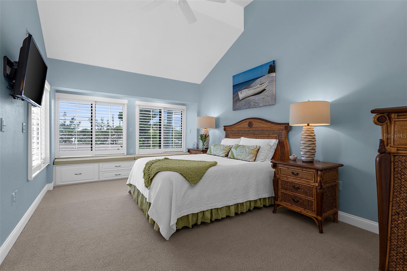Image 21 of 33 For 2950 Beach Road B324