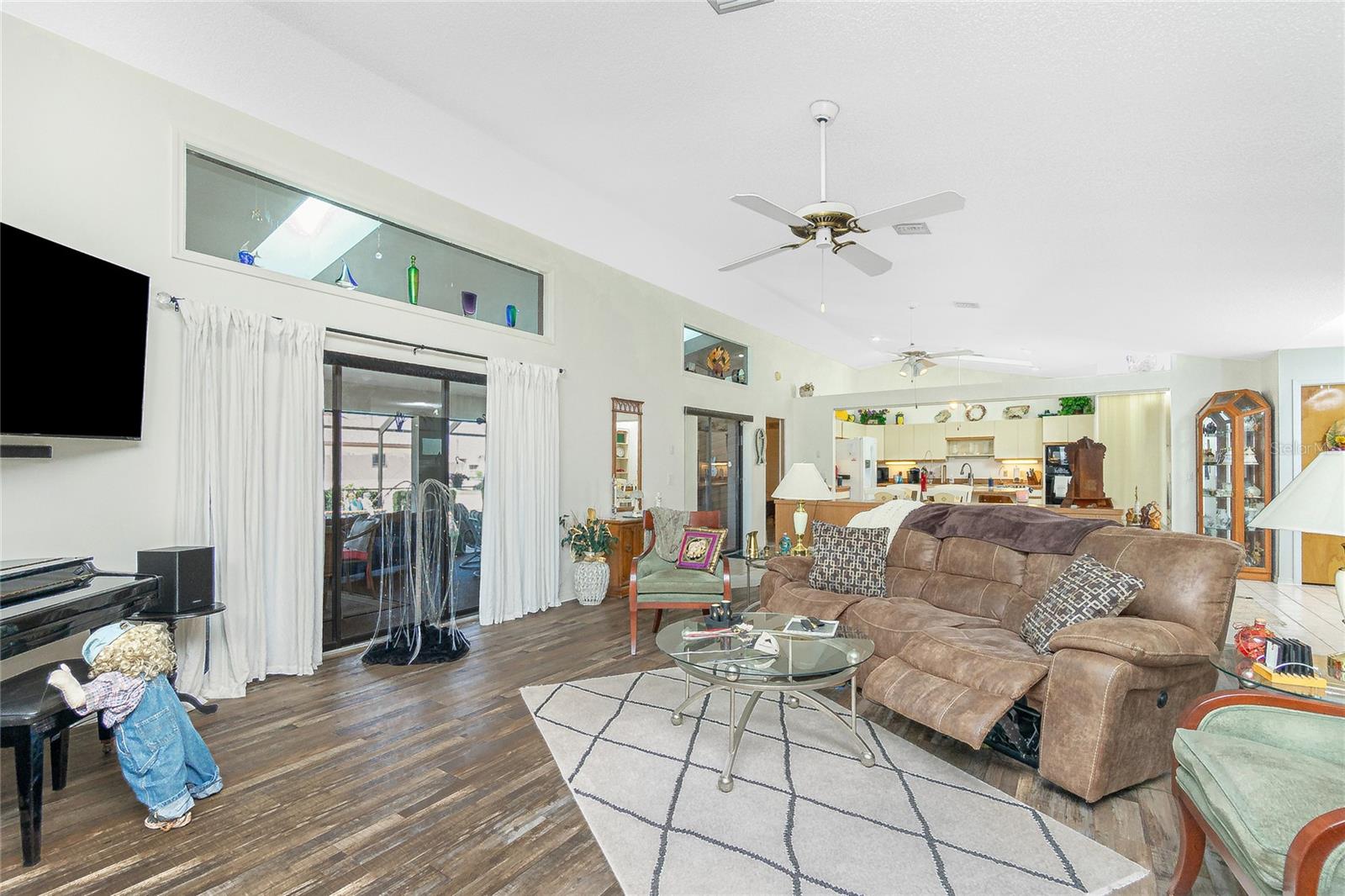 Image 11 of 50 For 204 Bunker Road