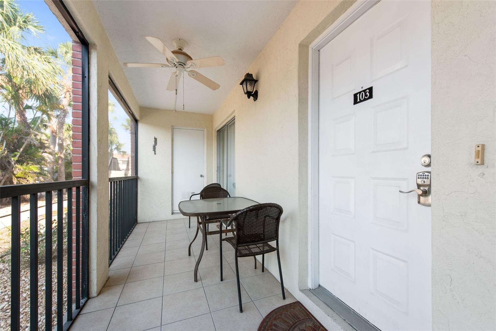 Image 10 of 40 For 1531 Placida Road 4-103