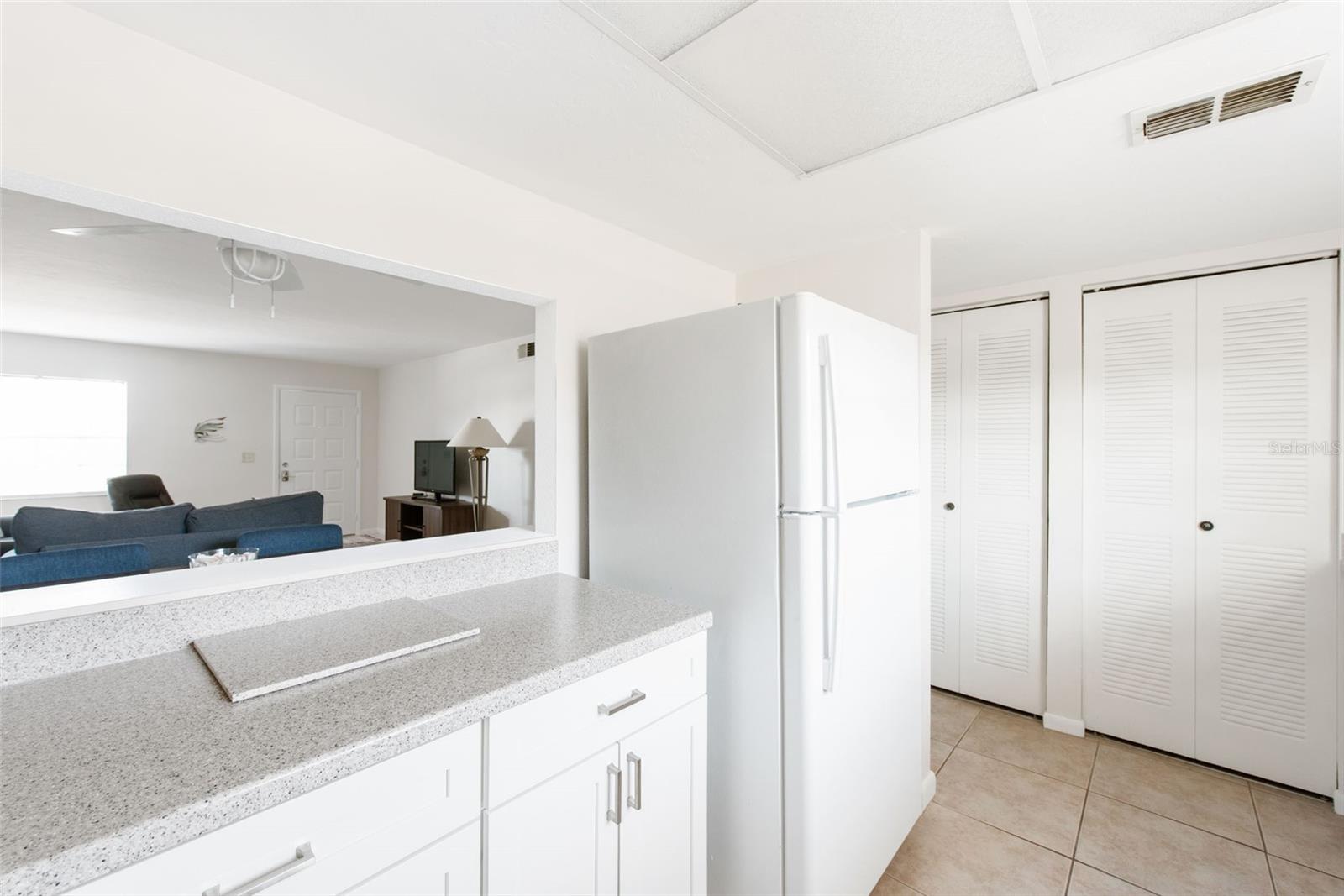 Image 14 of 40 For 1531 Placida Road 4-103