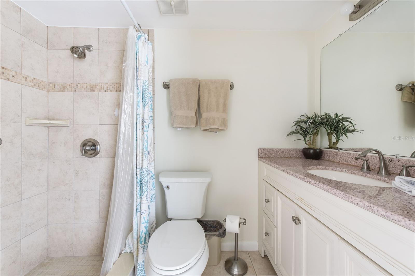 Image 31 of 40 For 1531 Placida Road 4-103