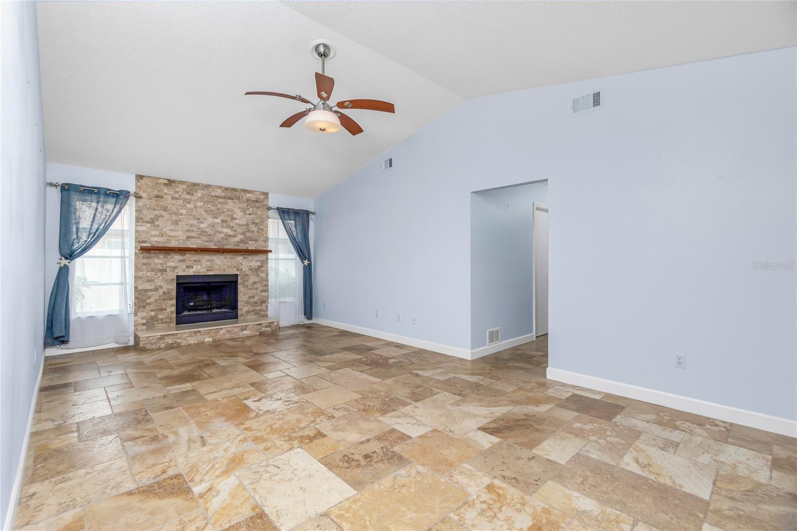 Image 16 of 37 For 1155 Osceola Boulevard