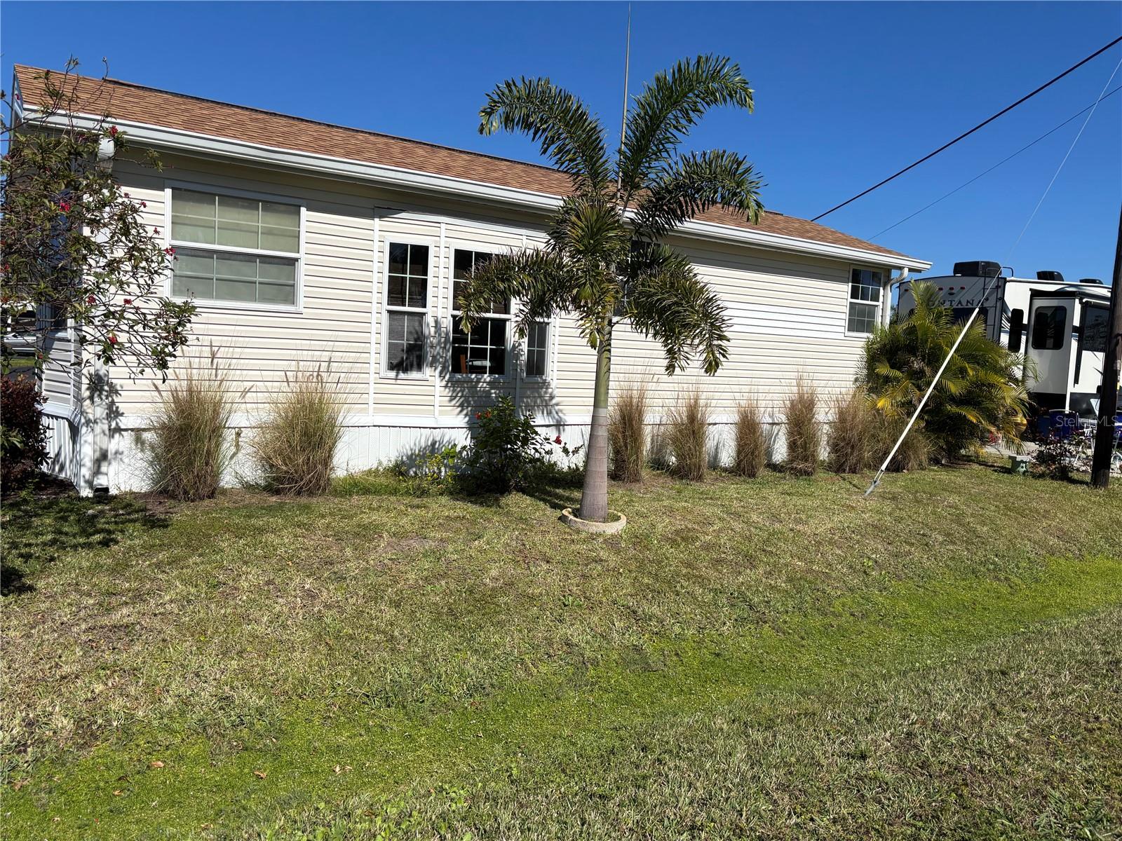 Image 24 of 25 For 90 Tangelo Lane 213