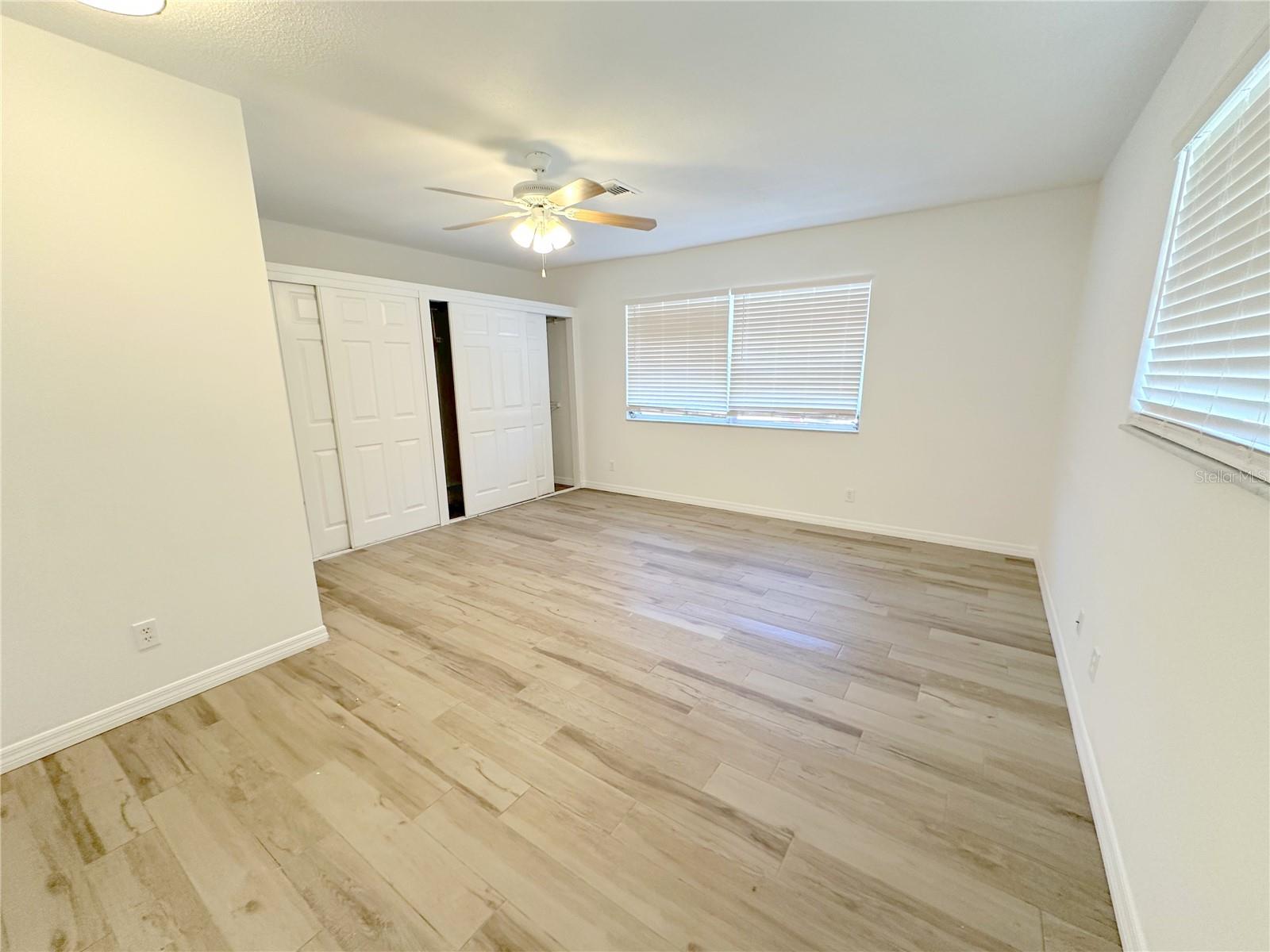 Image 11 of 13 For 1655 Florence Avenue