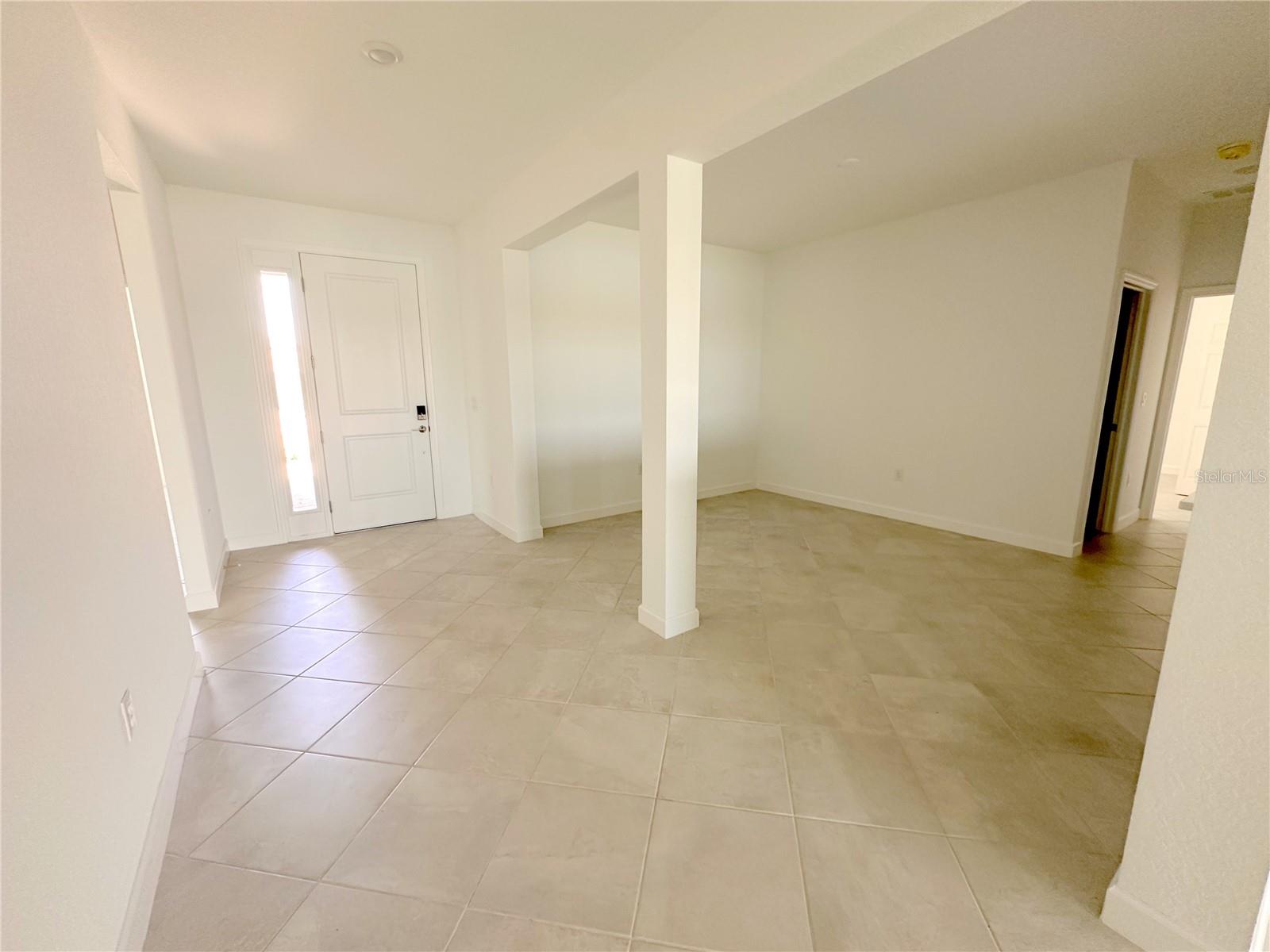 Image 4 of 22 For 8577 Saint Kitts Circle