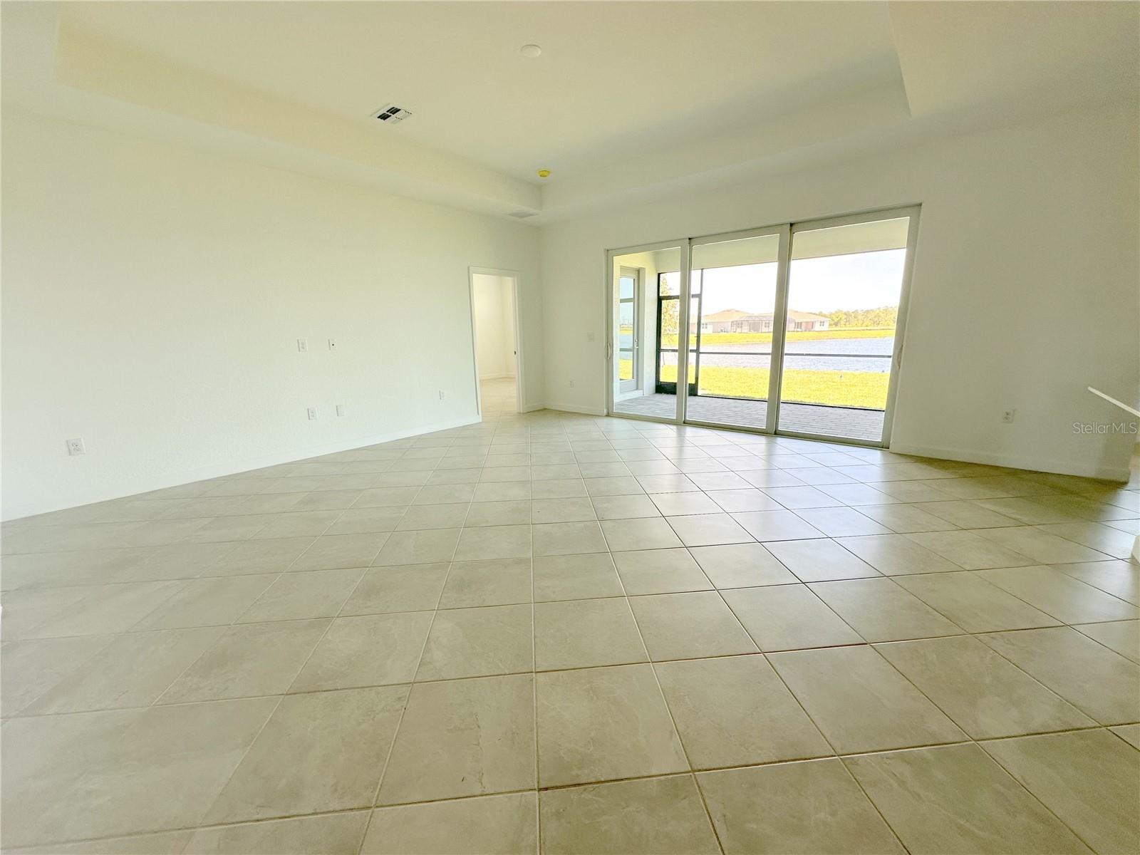 Image 5 of 22 For 8577 Saint Kitts Circle