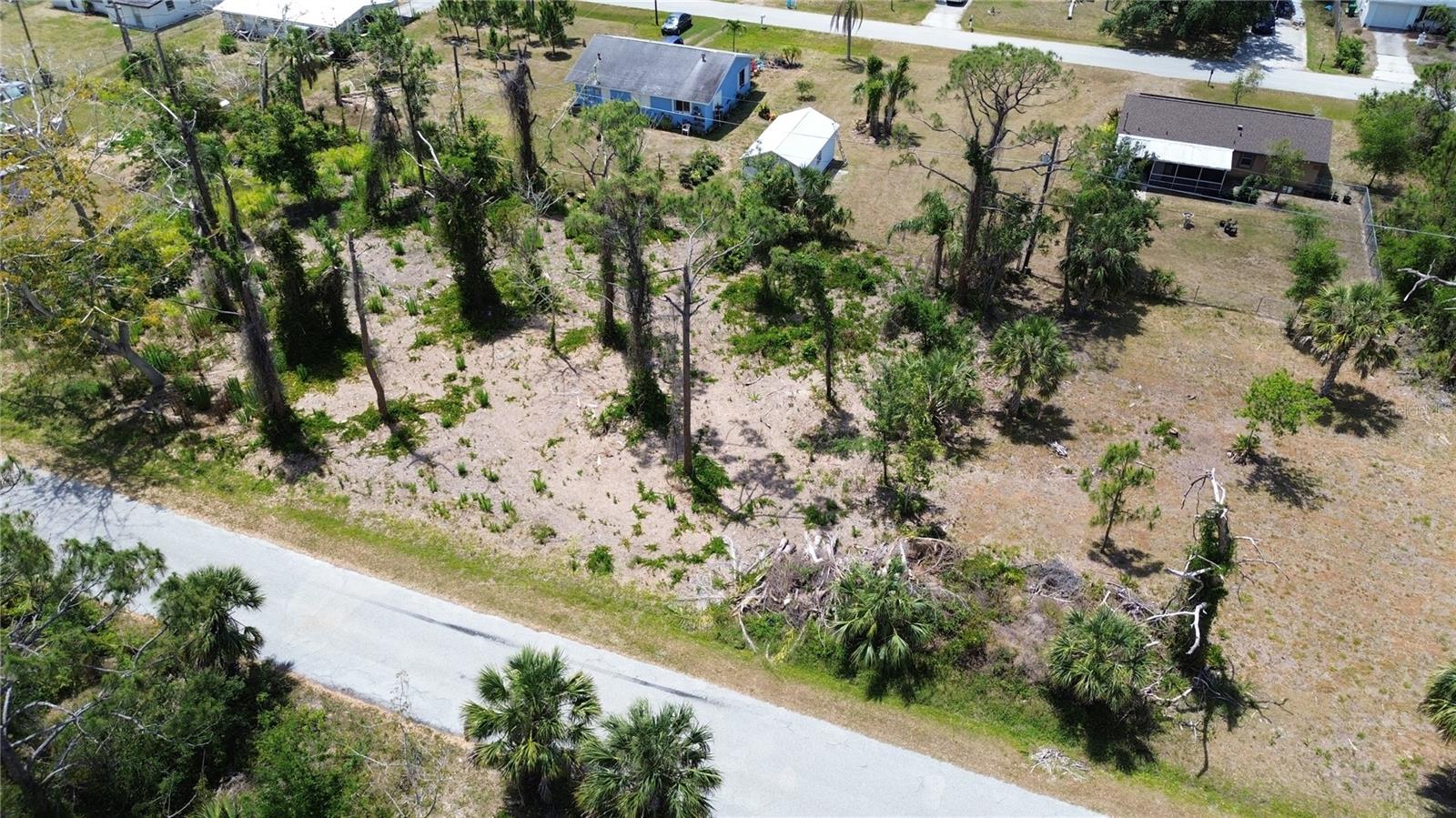 Image 11 of 16 For 8331,8343 & 8337 Cypress Road