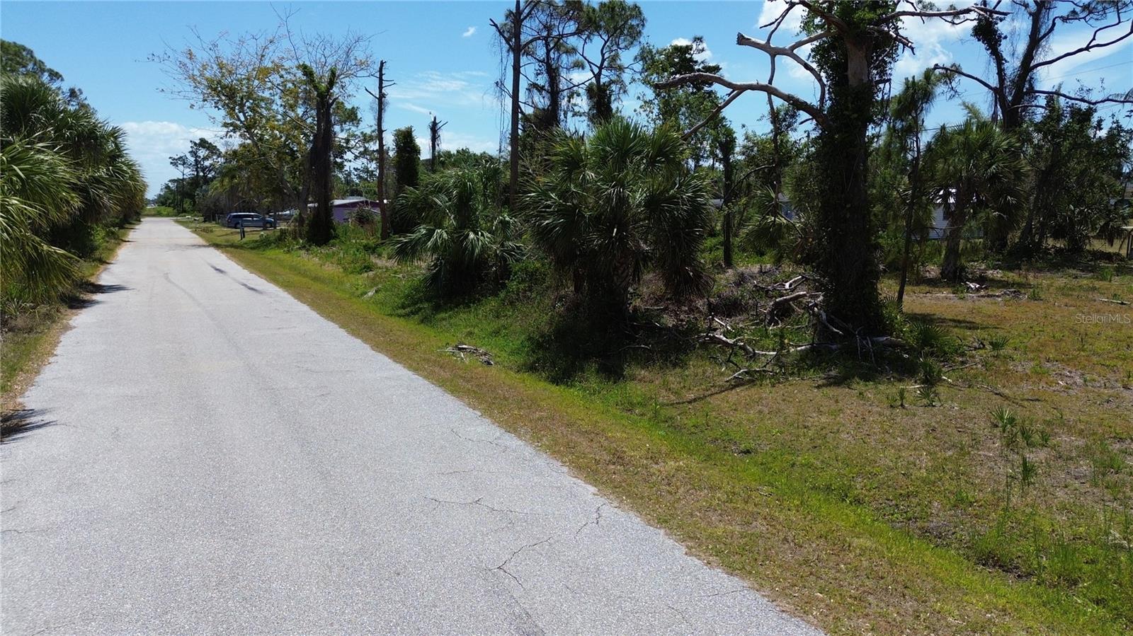 Image 15 of 16 For 8331,8343 & 8337 Cypress Road