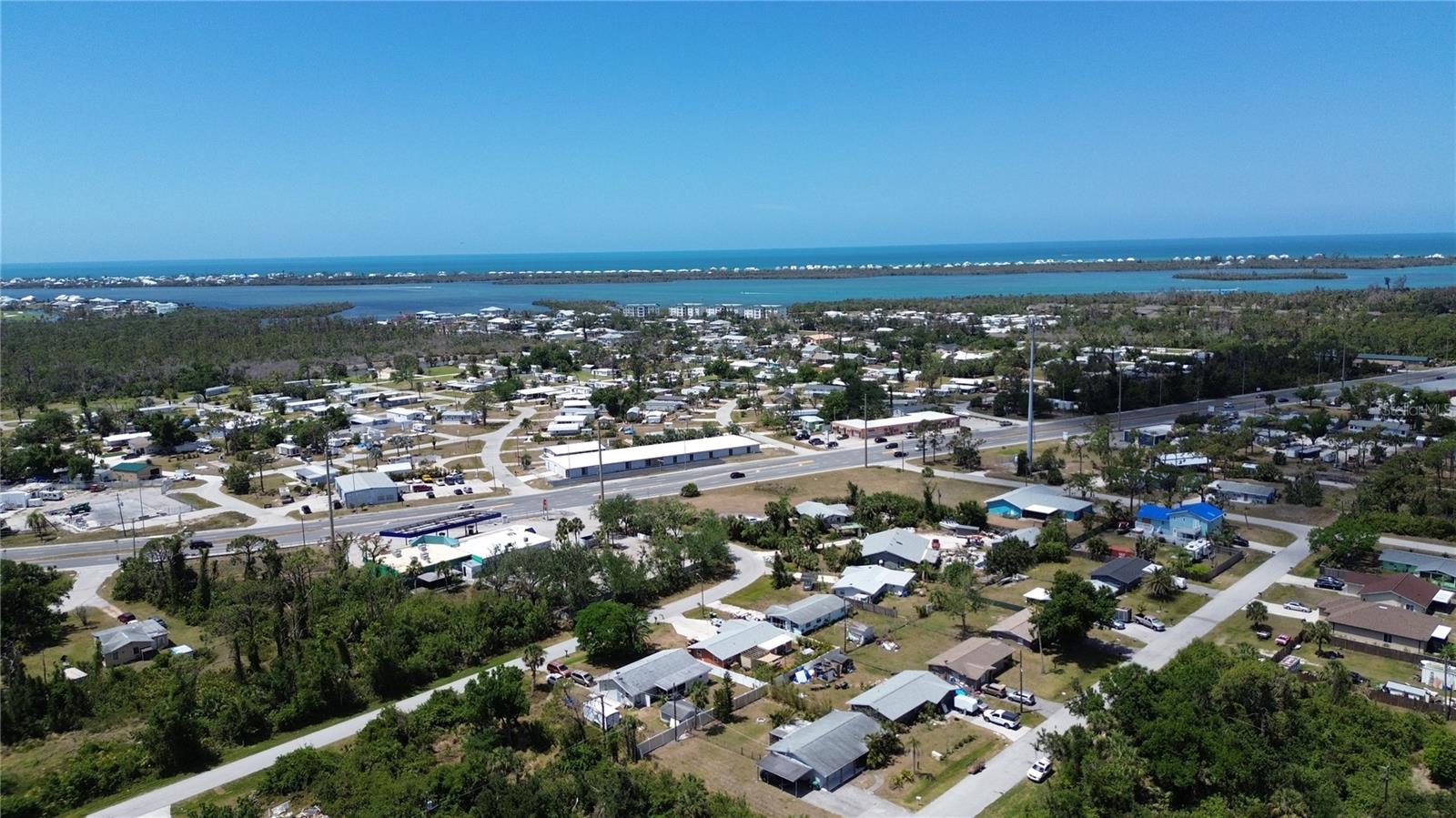Image 4 of 16 For 8331,8343 & 8337 Cypress Road