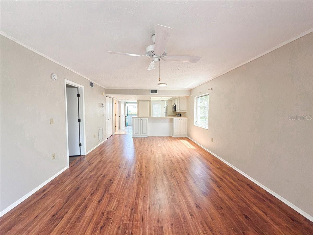 Image 24 of 45 For 6800 Placida Road 133