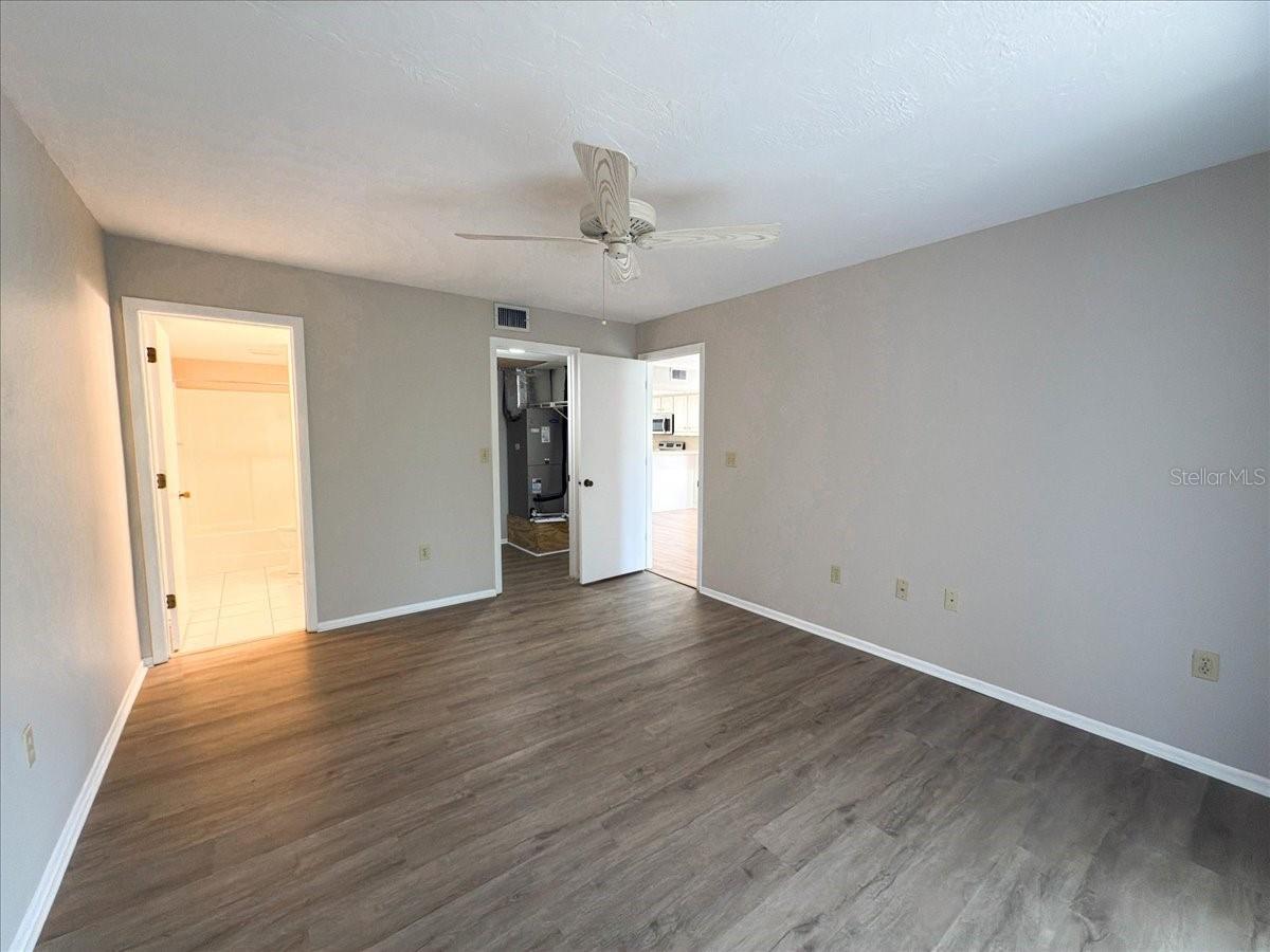 Image 27 of 45 For 6800 Placida Road 133