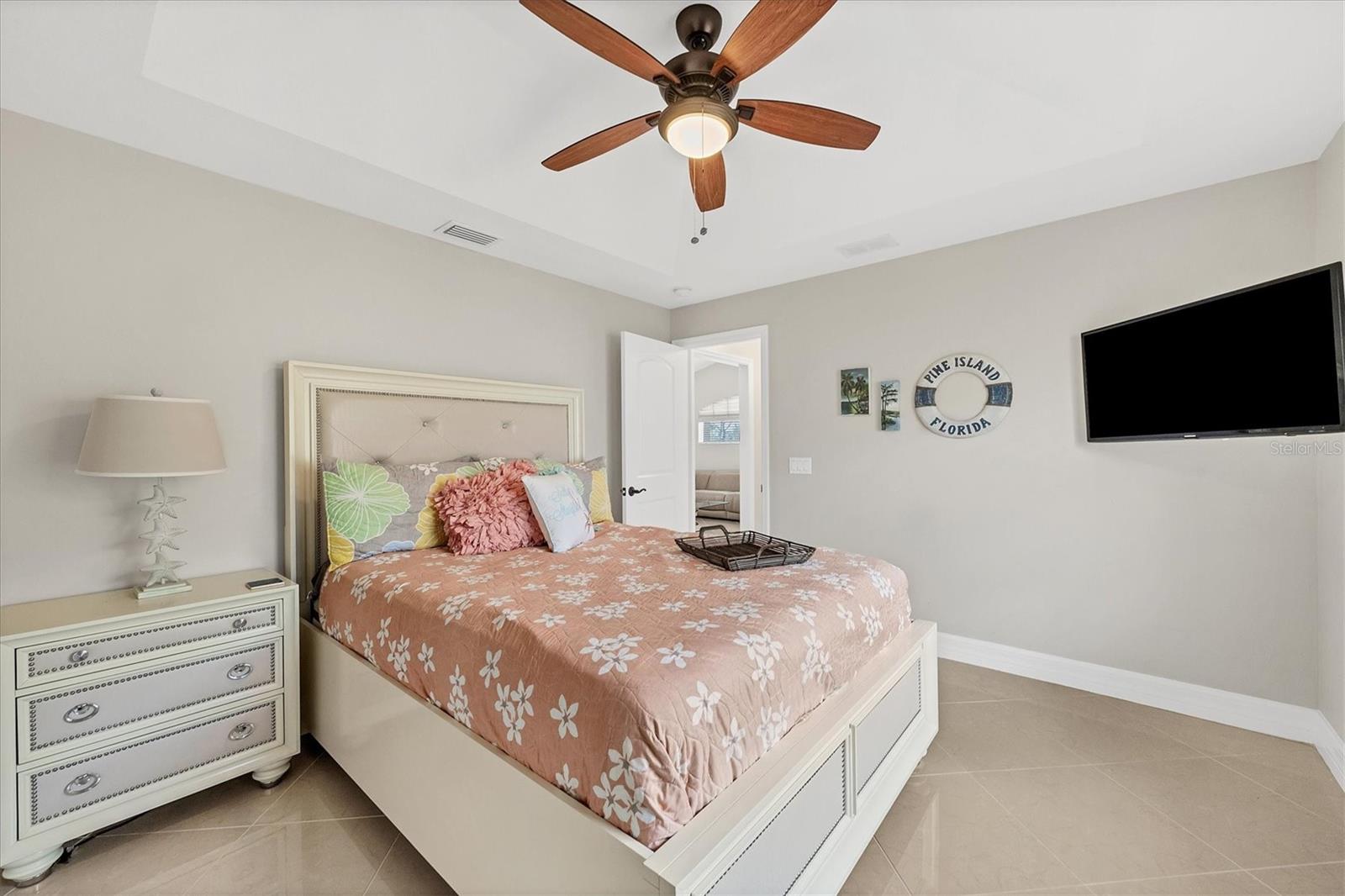 Image 22 of 51 For 8180 Burwell Circle