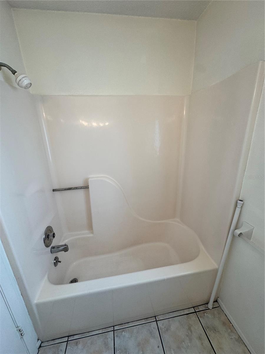 Image 6 of 17 For 300 Rotonda Boulevard W H