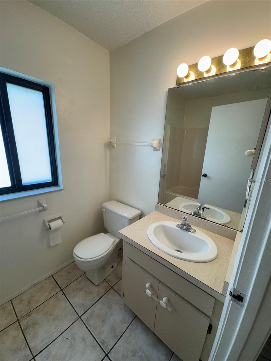 Image 7 of 17 For 300 Rotonda Boulevard W H