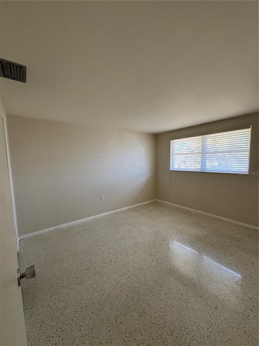 Image 6 of 11 For 1737 Caribbean Circle 12