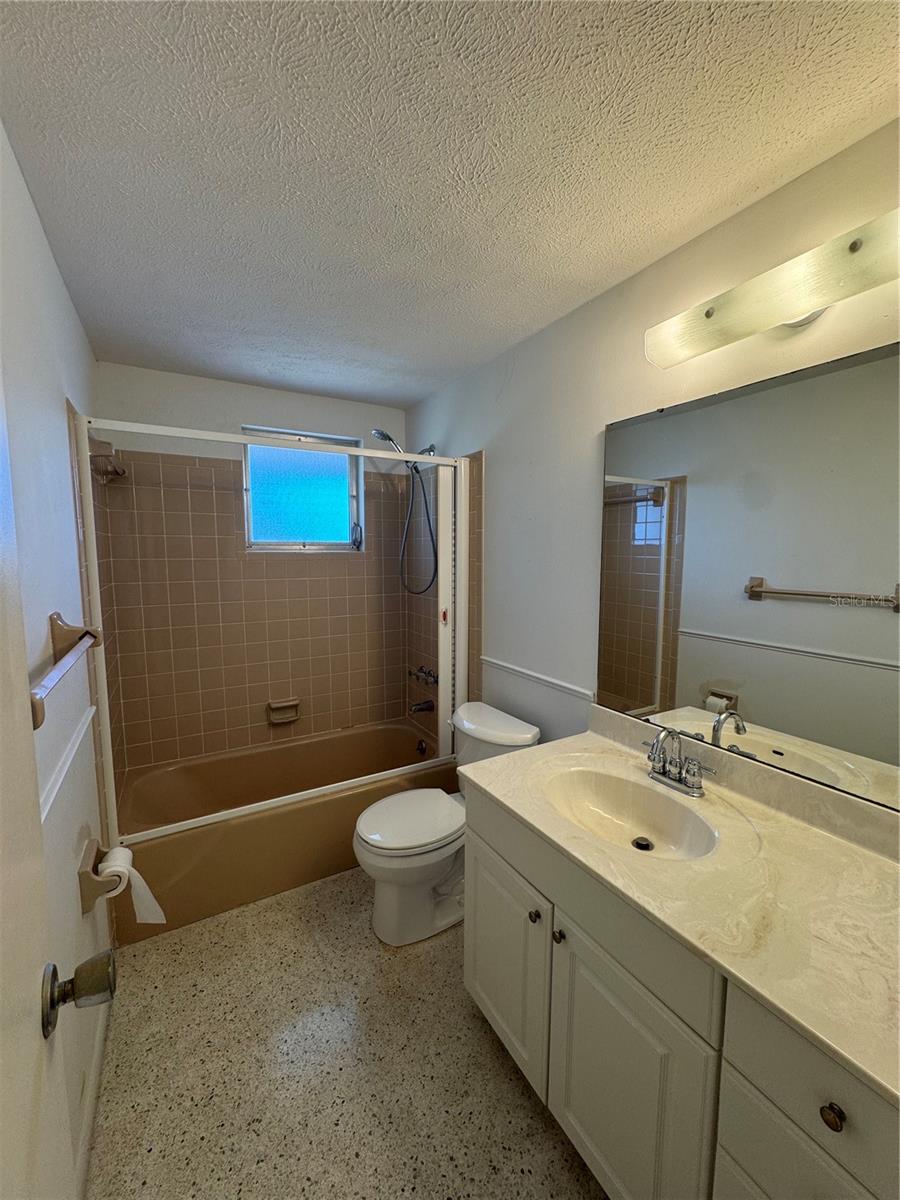 Image 7 of 11 For 1737 Caribbean Circle 12