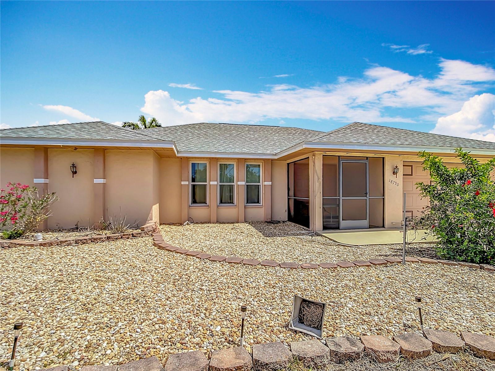 Image 14 of 71 For 18790 Countryman Avenue