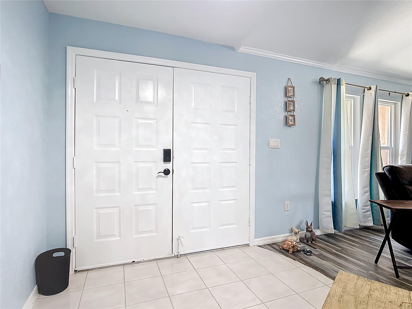 Image 15 of 71 For 18790 Countryman Avenue