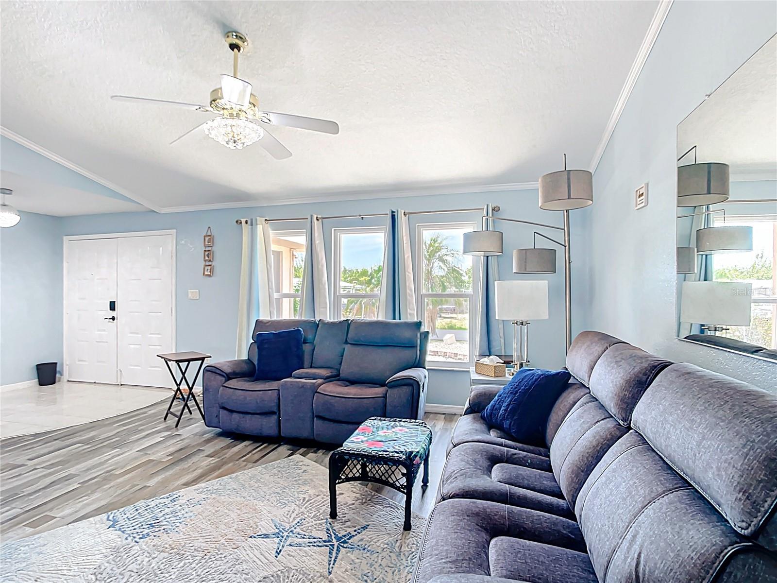 Image 18 of 71 For 18790 Countryman Avenue