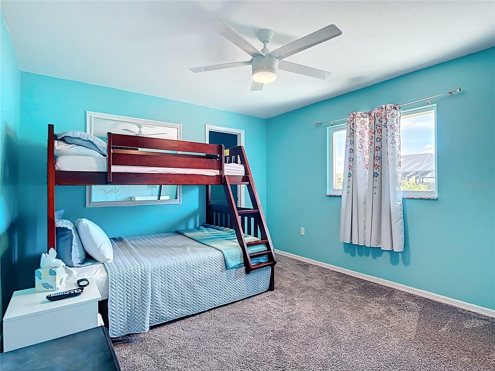 Image 37 of 71 For 18790 Countryman Avenue