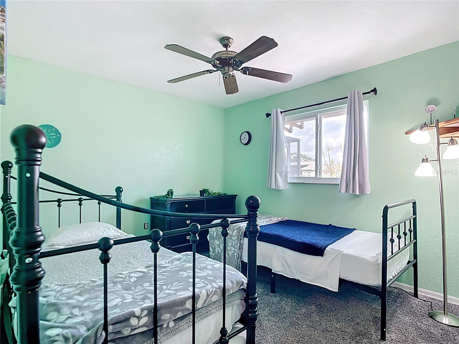 Image 42 of 71 For 18790 Countryman Avenue