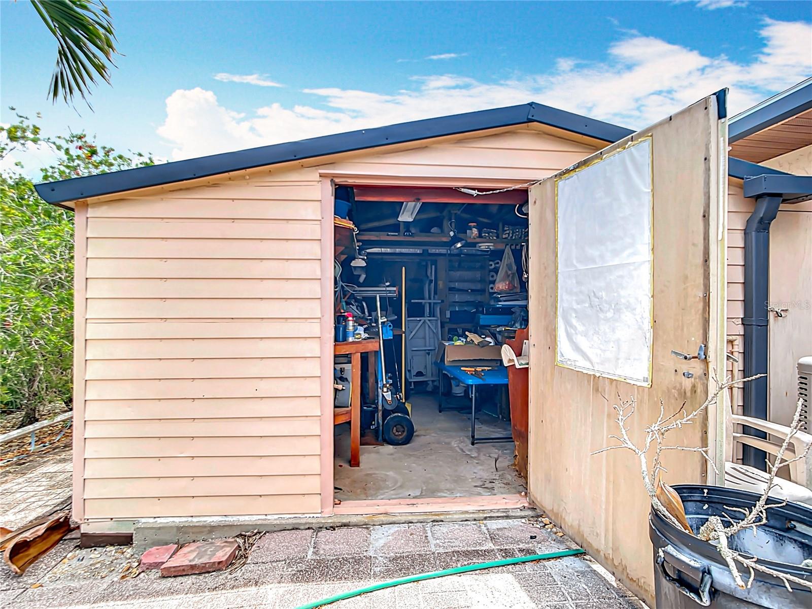 Image 53 of 71 For 18790 Countryman Avenue