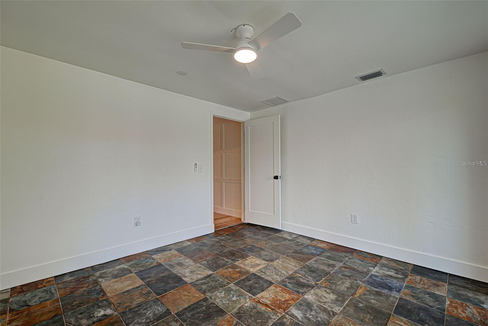 Image 10 of 34 For 1155 Forest Drive