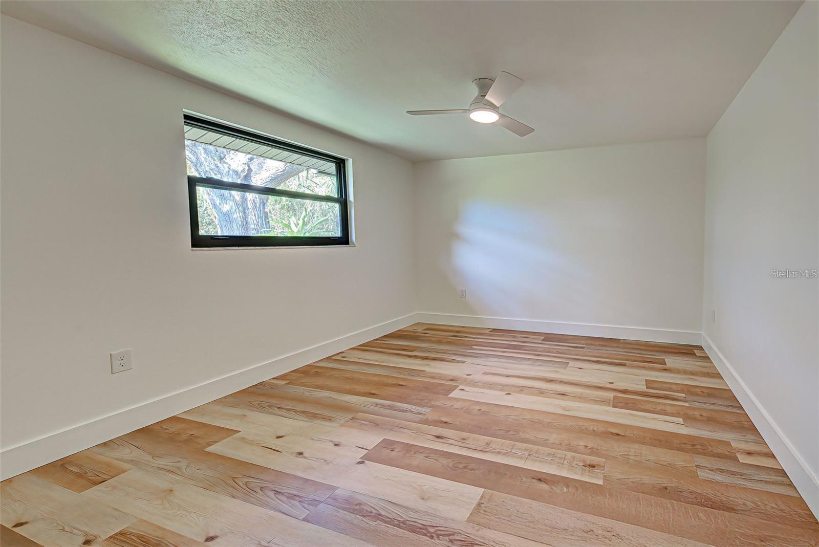 Image 15 of 34 For 1155 Forest Drive