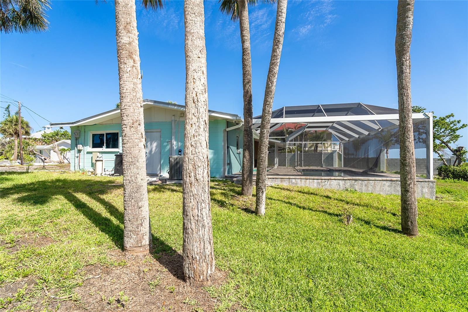 Image 24 of 45 For 4093 Pelican Shores Circle