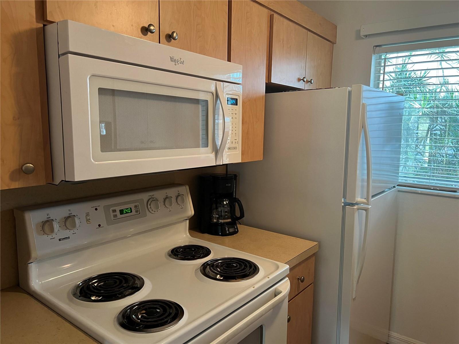 Image 11 of 12 For 708 Tamiami Trail S 216