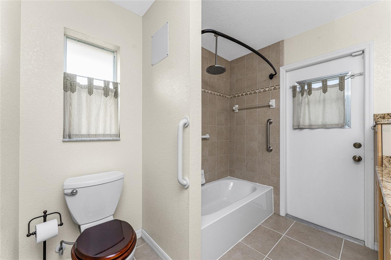 Image 24 of 40 For 289 White Marsh Lane