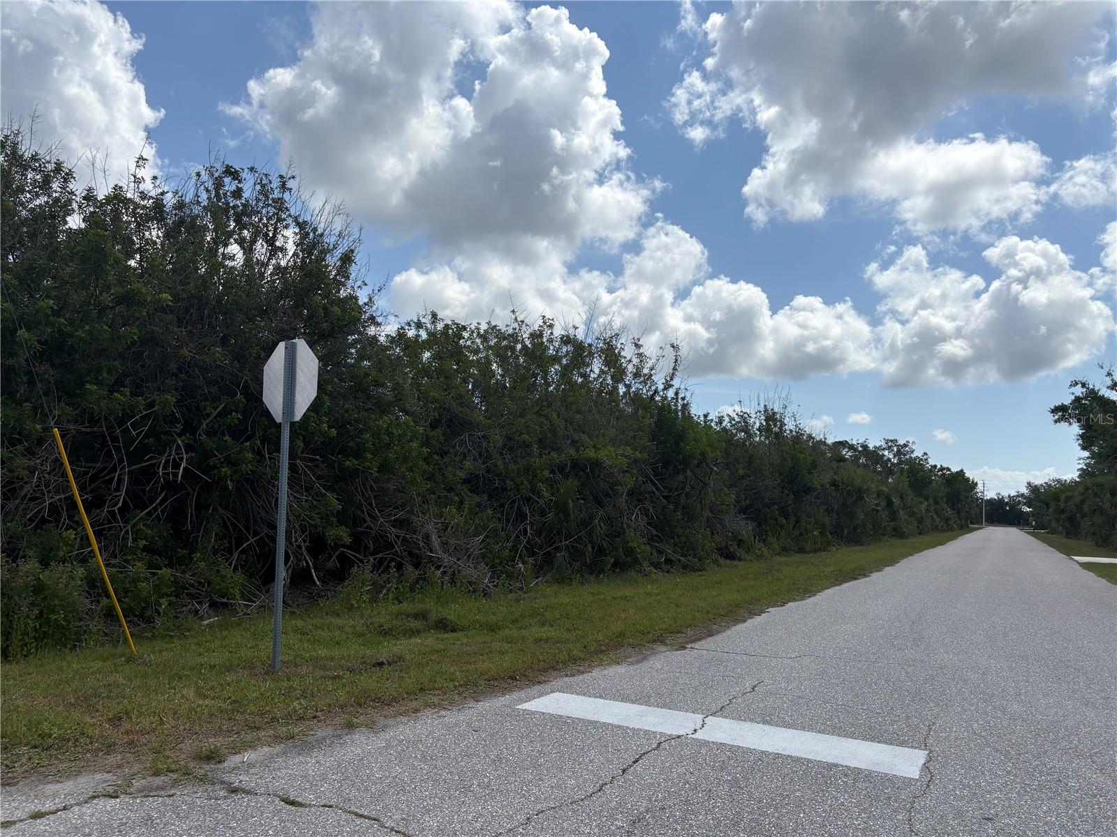 Image 7 of 20 For 6094 Collier Street