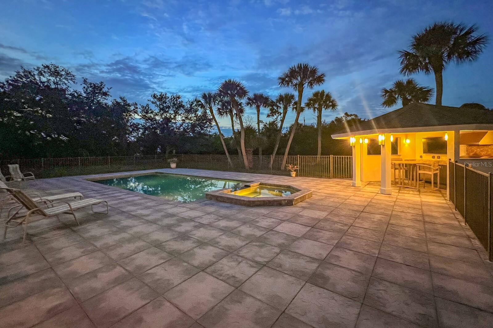 Image 31 of 49 For 9144 Spring Valley Road