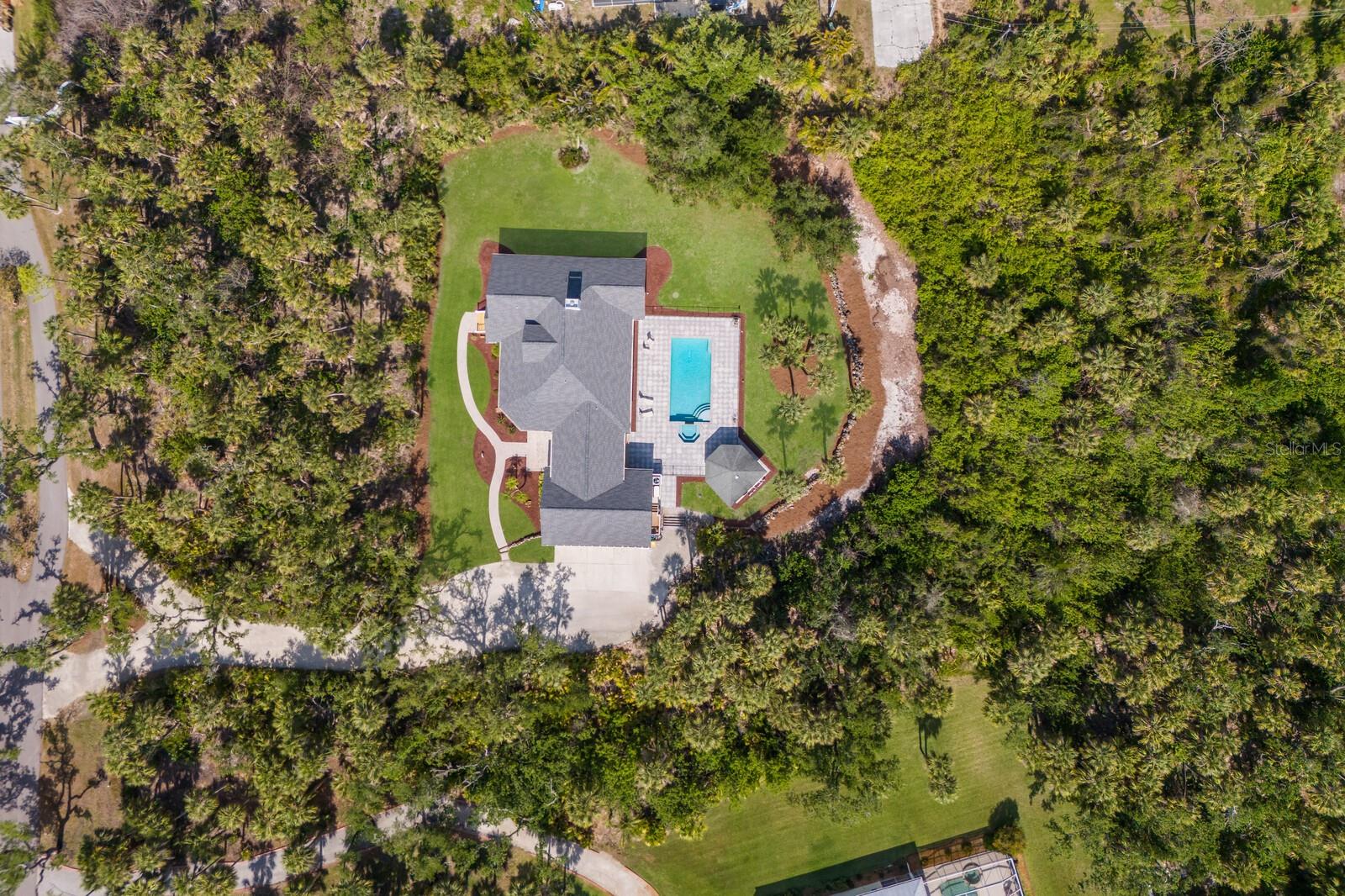 Image 42 of 49 For 9144 Spring Valley Road
