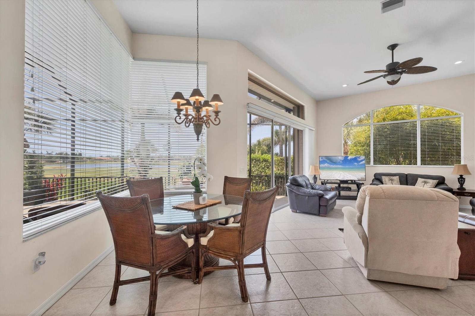Image 11 of 29 For 585 Coral Creek Drive