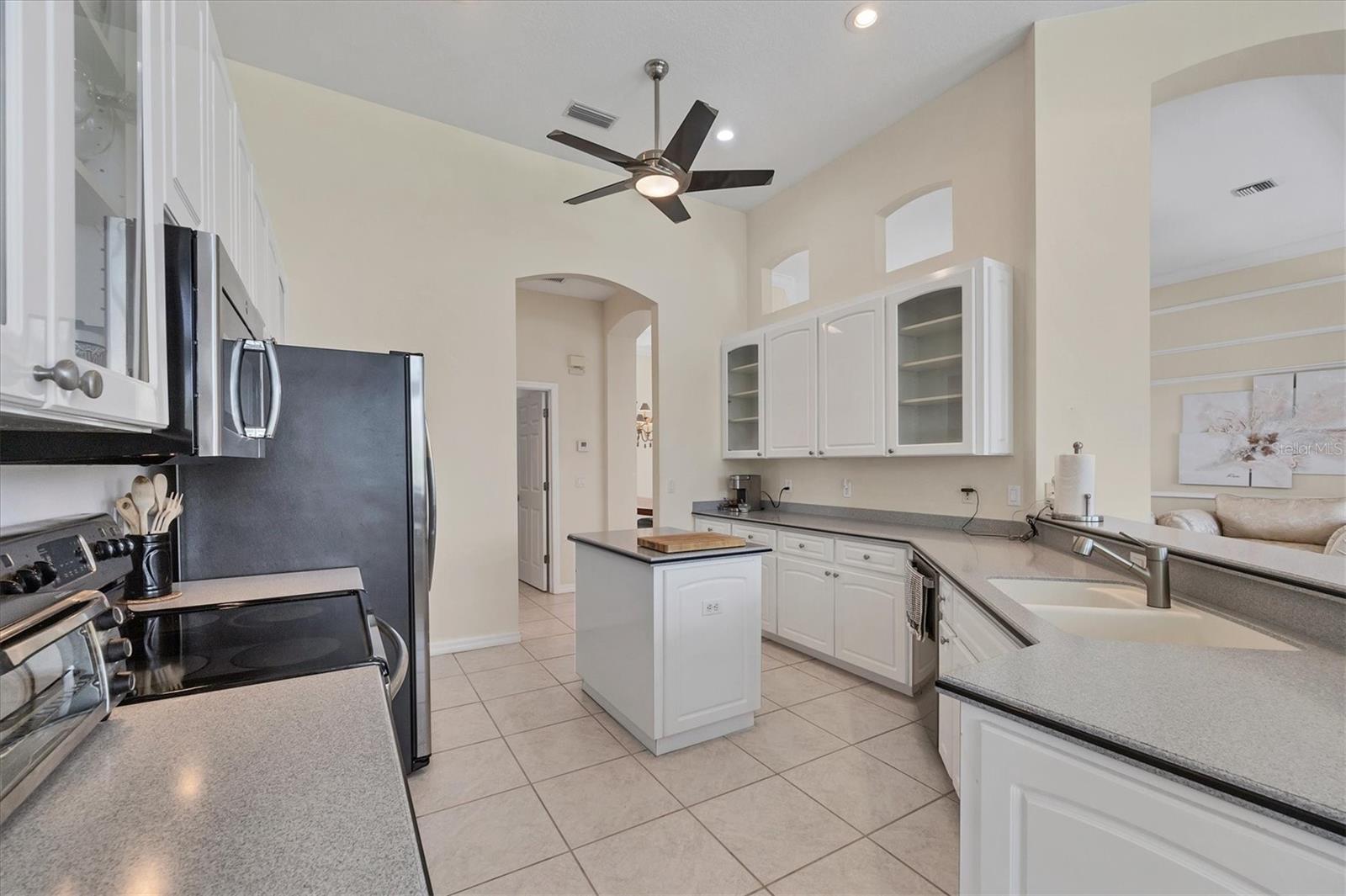 Image 9 of 29 For 585 Coral Creek Drive