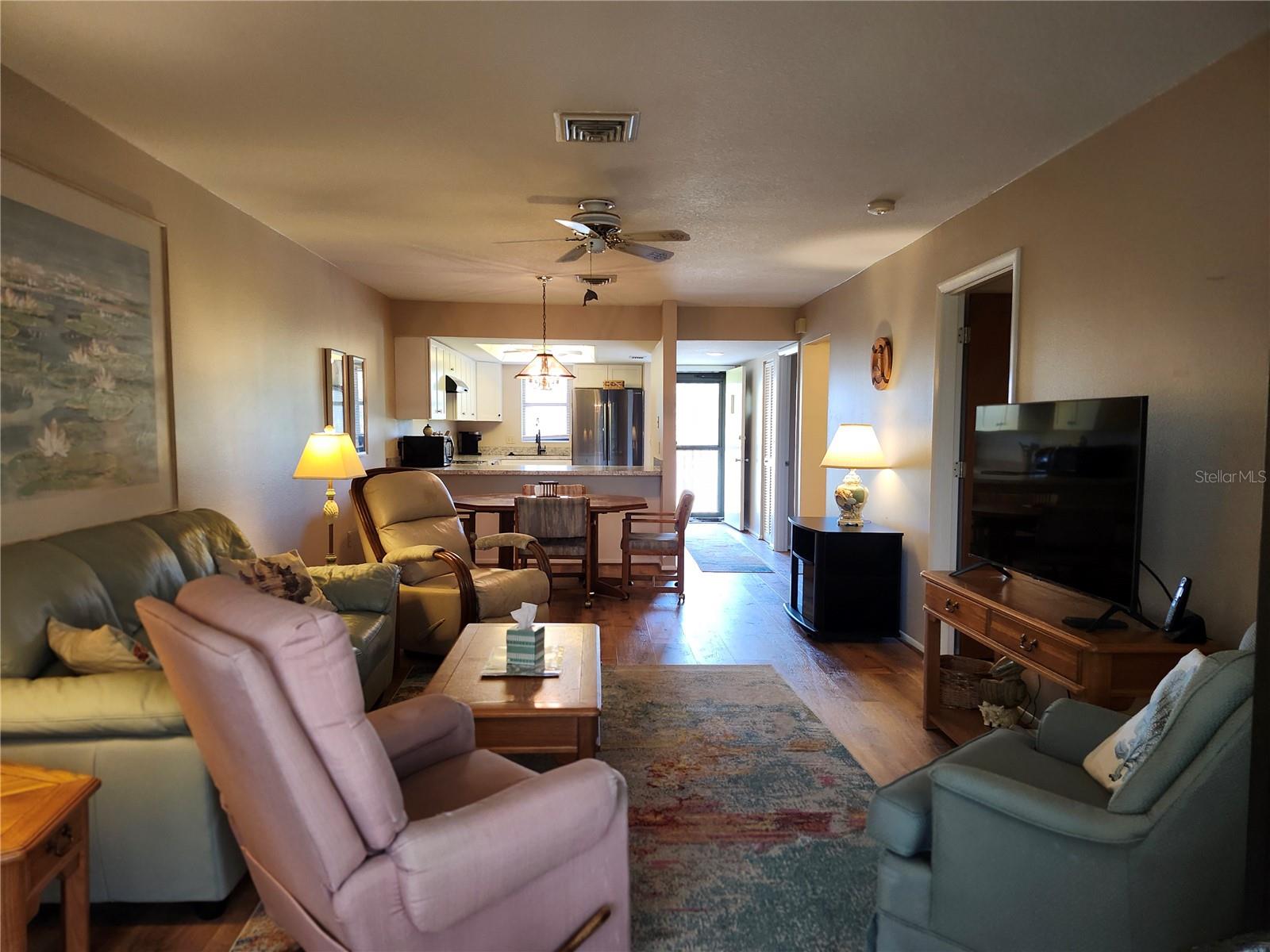 Image 24 of 46 For 4260 Placida Road 21c