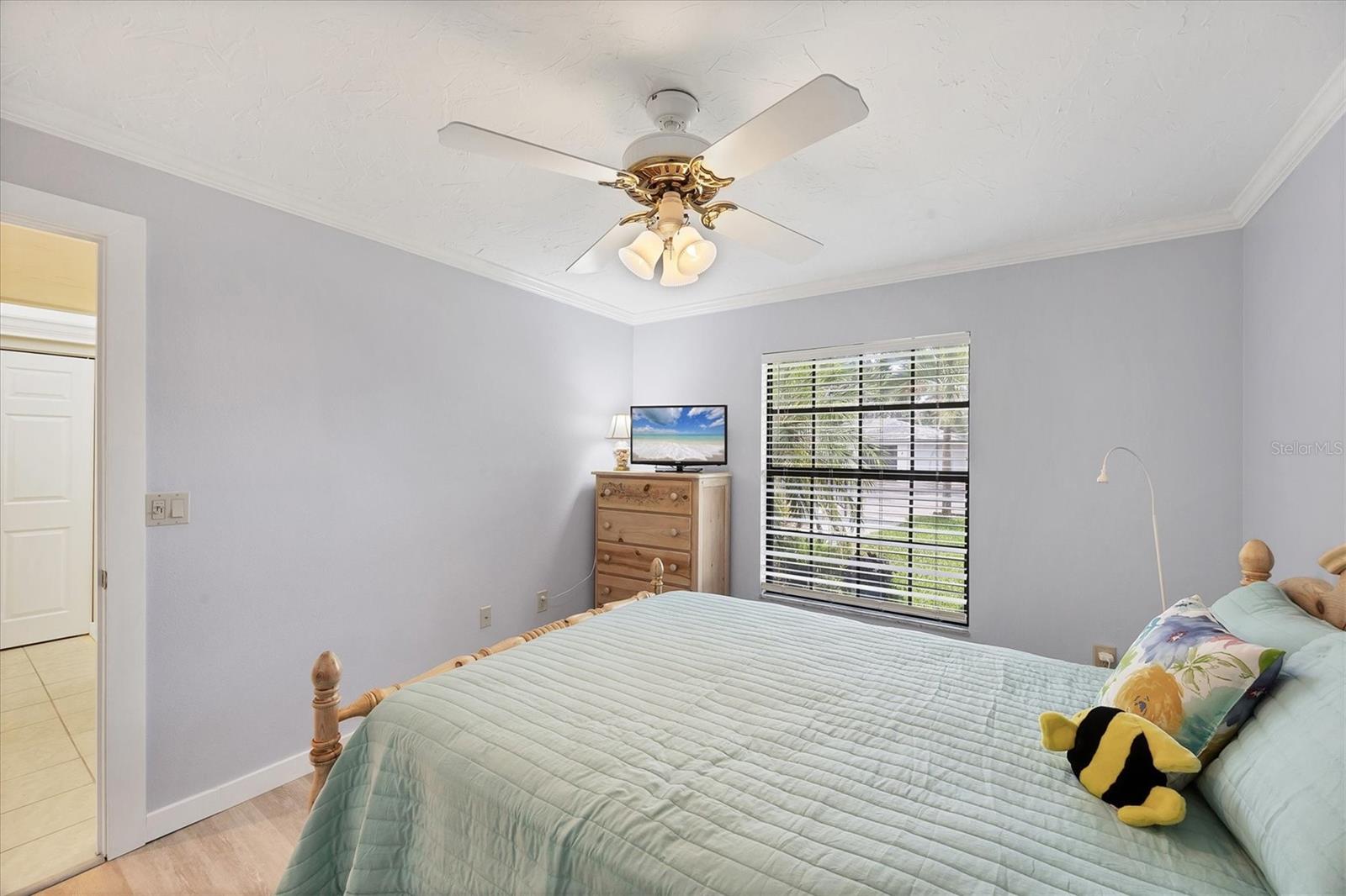 Image 17 of 34 For 149 Englewood Isles Parkway 603