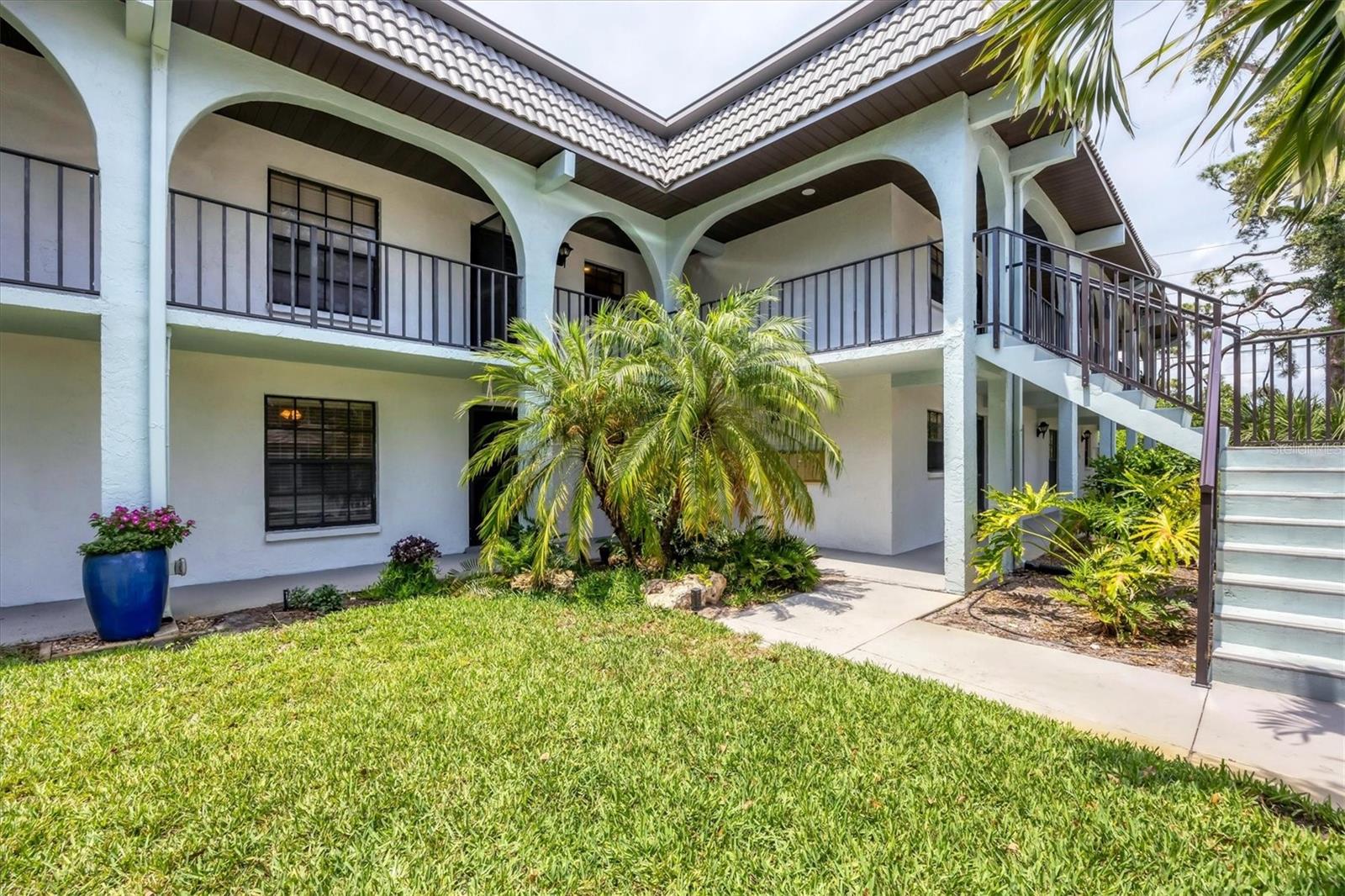Image 2 of 34 For 149 Englewood Isles Parkway 603