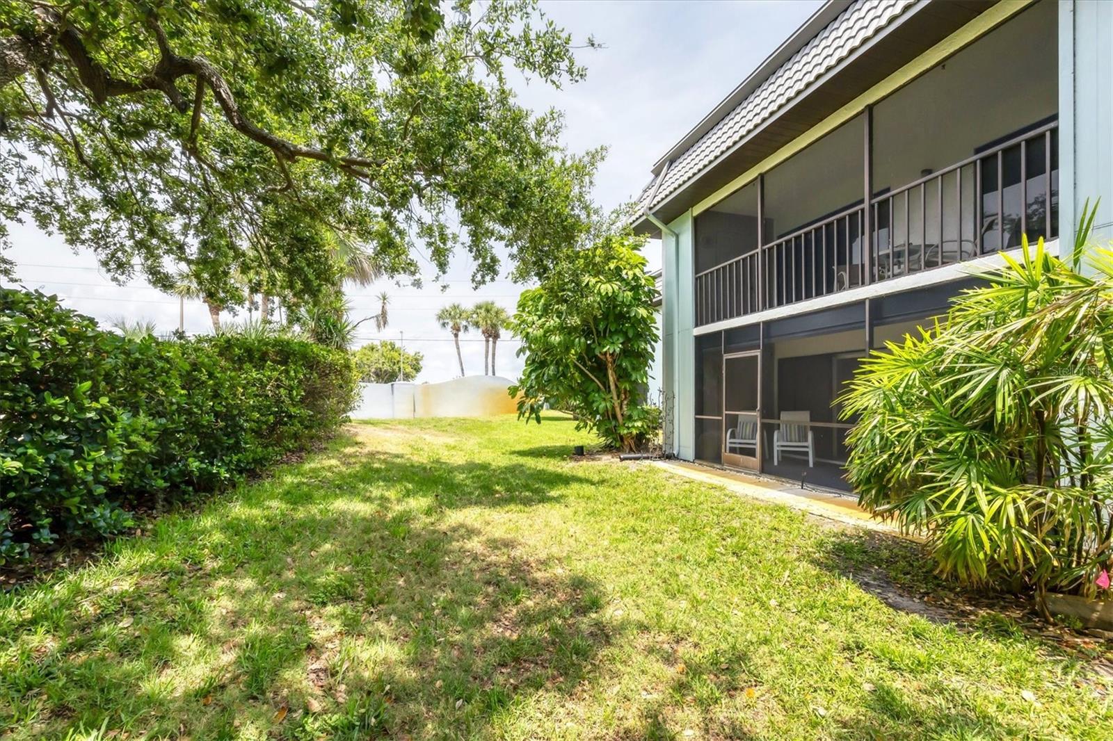 Image 24 of 34 For 149 Englewood Isles Parkway 603